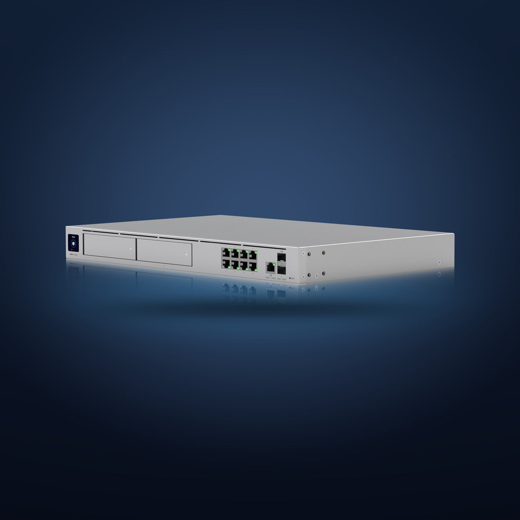 UniFi Dream Machine Pro Max – schräg von vorne