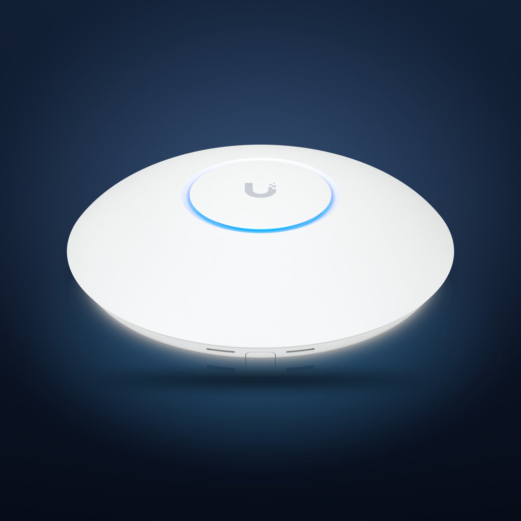 UniFi U7 Pro Max – seitlich perspektivisch