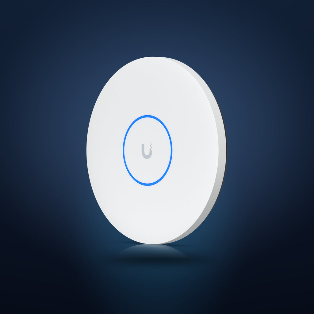 UniFi U7 Pro XG – schräg weiß